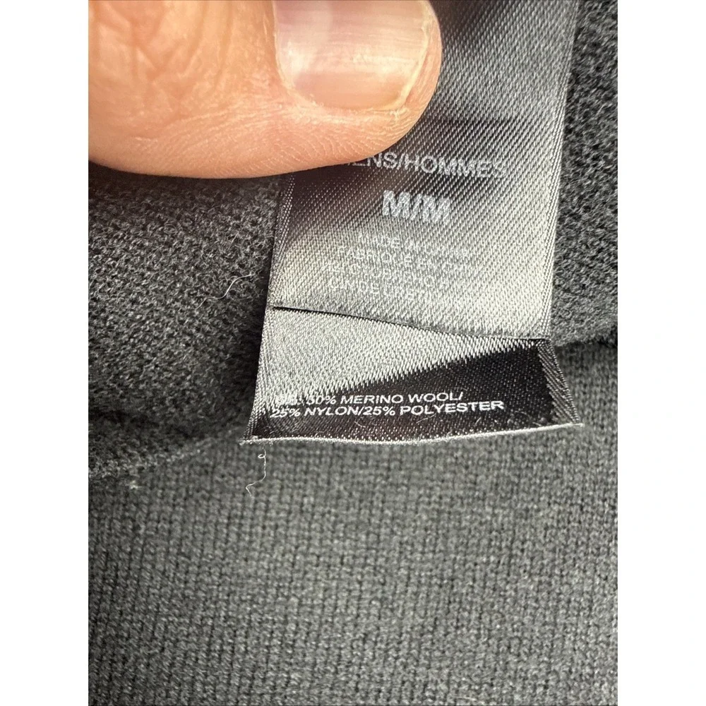 North Face Sweater Men Medium Black Merino Wool V Neck Knit Casual Pullover NICE